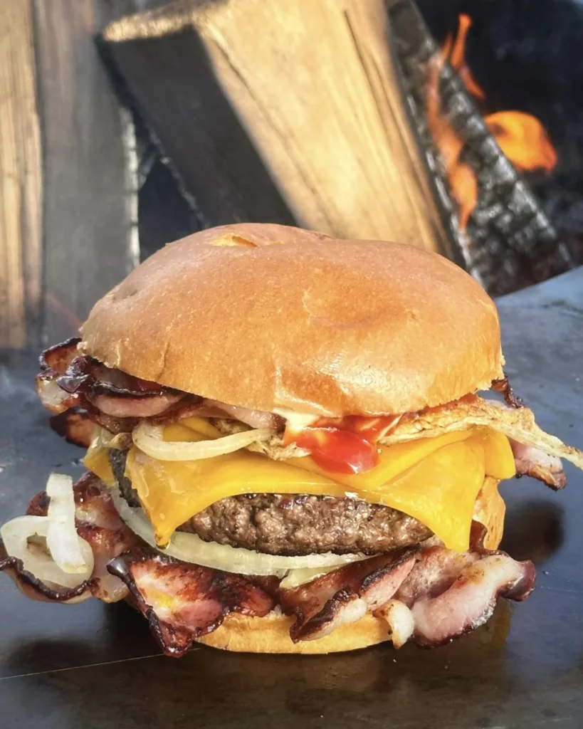 Smash Burger – Flame grilled på plancha grill